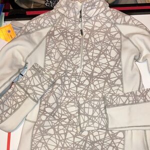 AVALANCHE 1/4 ZIP MEDIUM BASE LAYER PULLOVER W THUMB HOLES